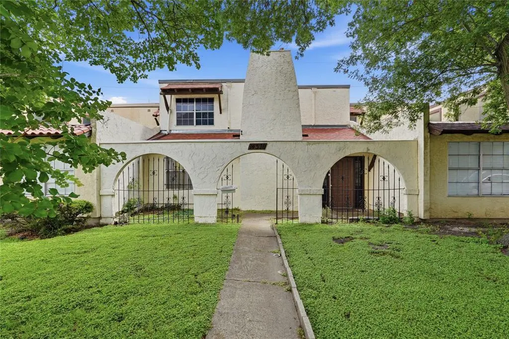 14370 Haymeadow Circle, Dallas, TX 75254