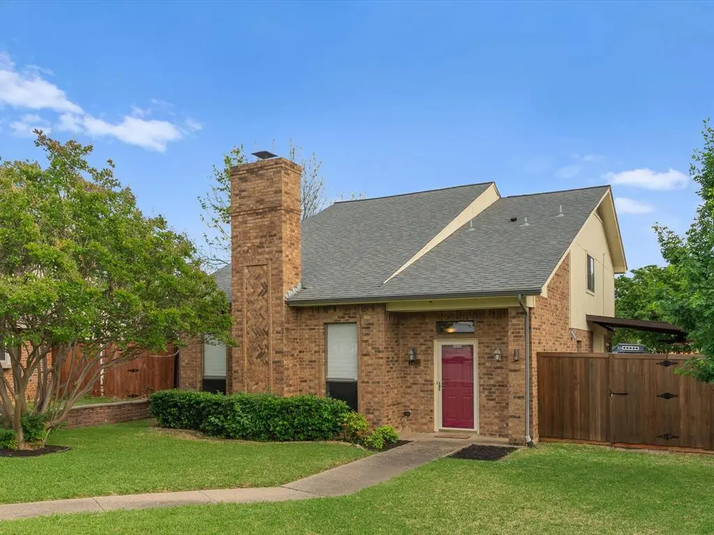 1522 Knollview Lane, Carrollton, TX 75007