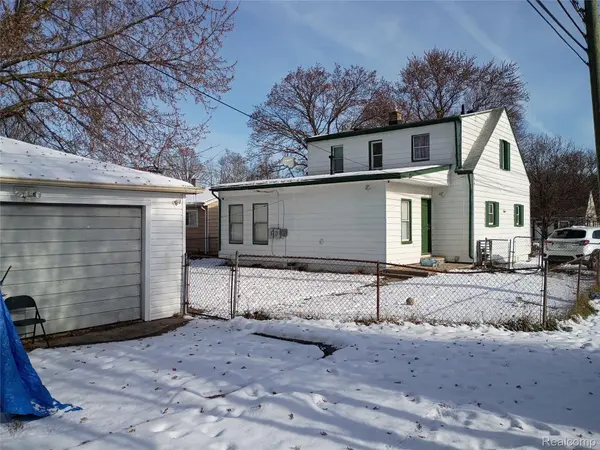 11627 Berwyn, Redford Charter Township, MI 48239