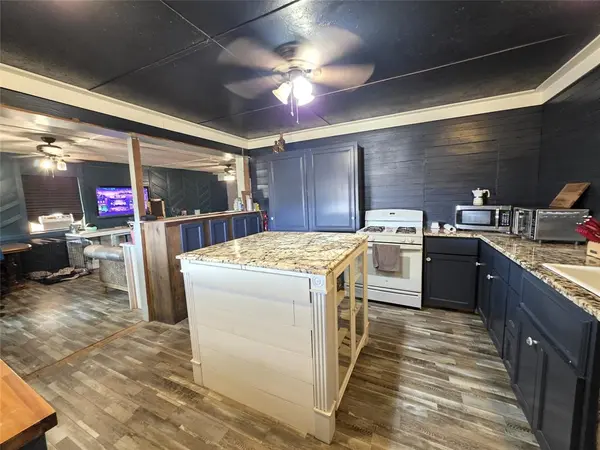 4451 Fm 585, Bangs, TX 76823