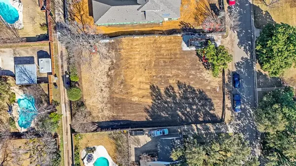 11211 Wonderland Trail, Dallas, TX 75229