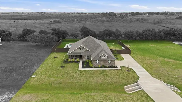 5013 Diamond Drive, Sanger, TX 76266