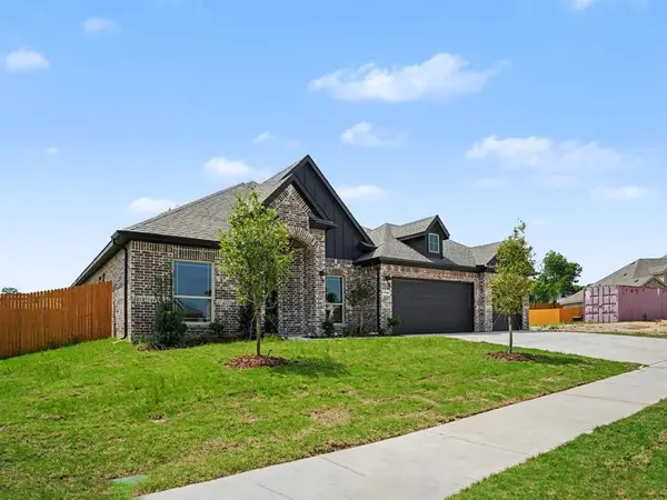 710 Alaina Drive, Desoto, TX 75115