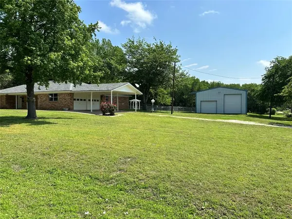 500 Curtis Road, Burleson, TX 76028