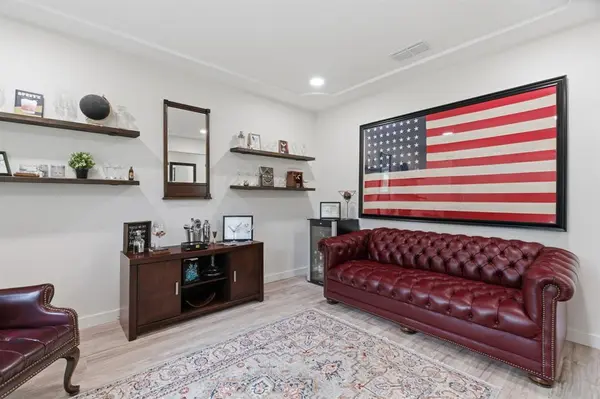 5718 Overridge Drive, Arlington, TX 76017