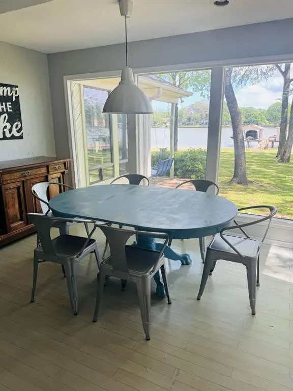 116 Camino Robles Street, Gun Barrel City, TX 75156