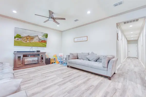 113 Smith, Tioga, TX 76271