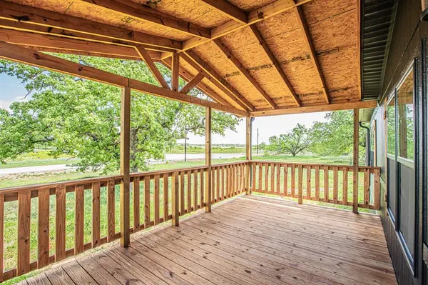 1000 Carnagie Road, Poolville, TX 76487