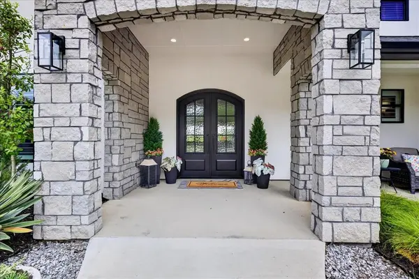 2044 Canyon Lake Road, Wills Point, TX 75169