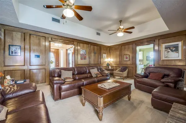 1 Finley Circle, Krum, TX 76249