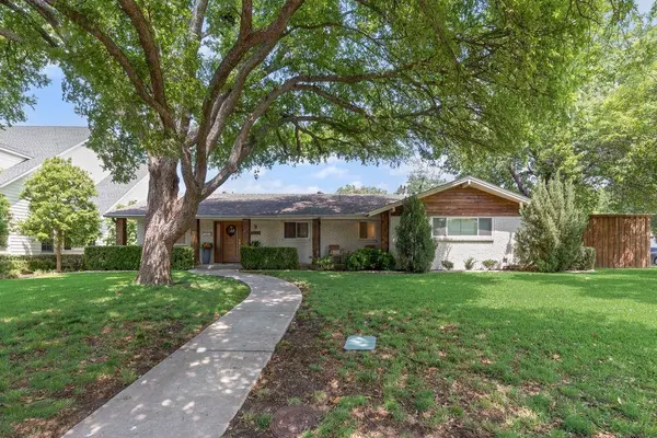 3645 Duchess Trail, Dallas, TX 75229