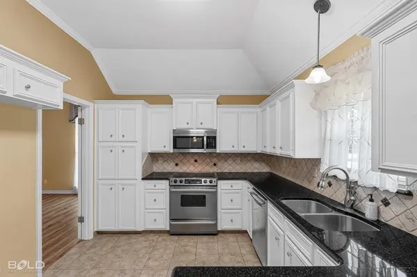 10540 Plum Creek Drive, Shreveport, LA 71106