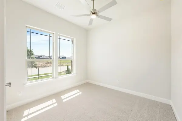 213 Seminole Trail, Alvarado, TX 76009