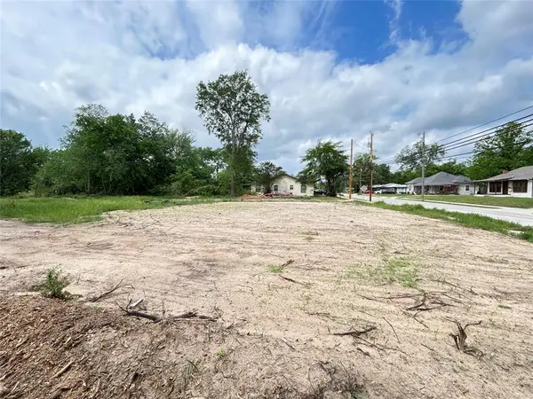 960 College, Sulphur Springs, TX 75482