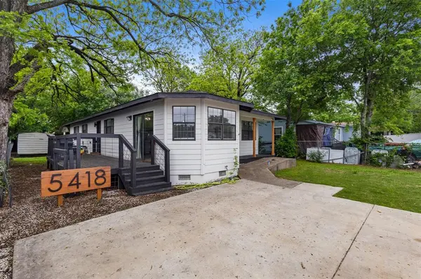 5418 Singleton Boulevard, Dallas, TX 75212