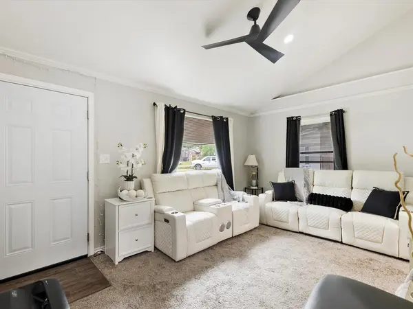 4654 Dilworth Court, Fort Worth, TX 76116