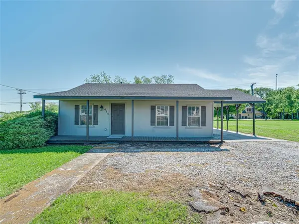 416 N 8th Street, Midlothian, TX 76065