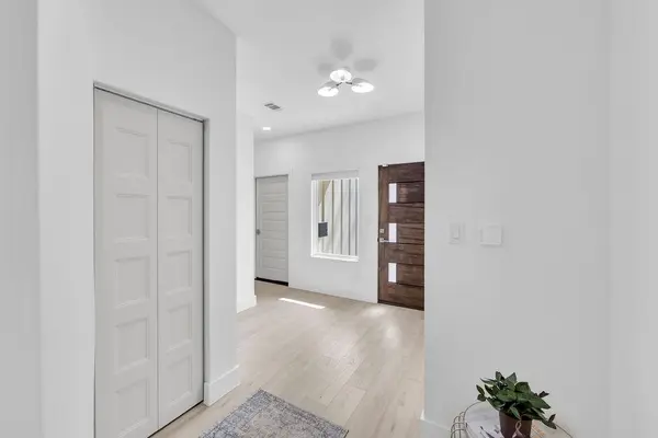 3624 Wendelkin Street, Dallas, TX 75215