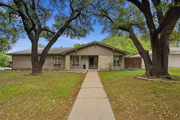 4360 Whitfield Avenue, Fort Worth, TX 76109