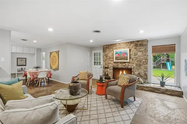 4360 Whitfield Avenue, Fort Worth, TX 76109