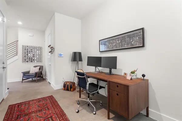 625 N Tyler Street #403, Dallas, TX 75208