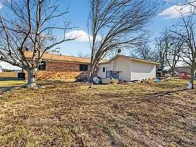 801 N Main Street, Dodd City, TX 75438