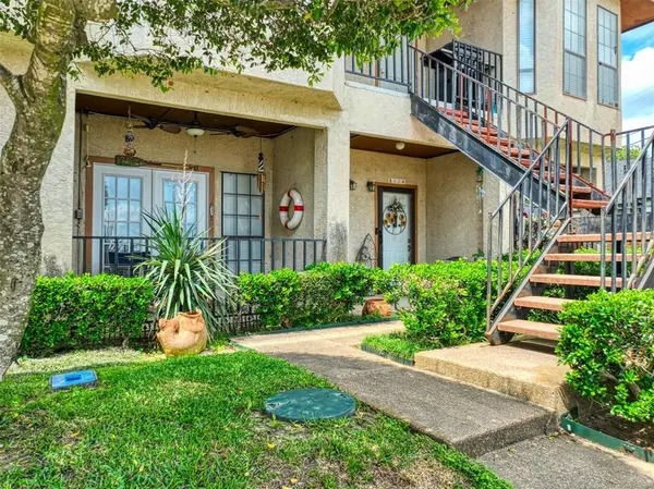 1933 Island Circle #B113, Tool, TX 75143