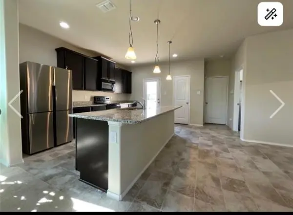 1005 Holly Anne Lane, Aubrey, TX 76227