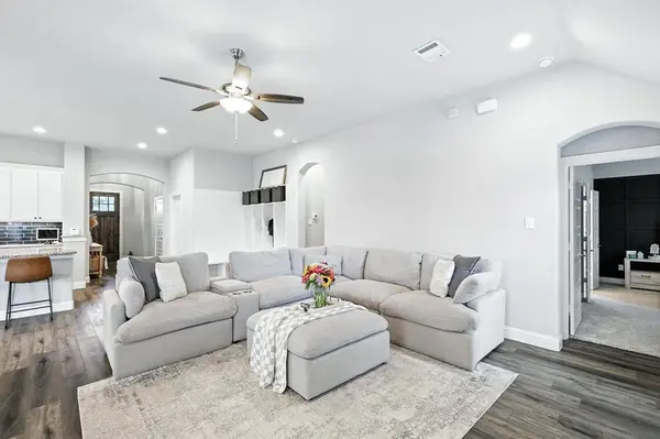 705 Chaparral Road, Sanger, TX 76266