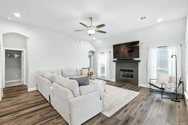 705 Chaparral Road, Sanger, TX 76266