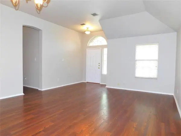 1664 Big Bend Drive, Lewisville, TX 75077