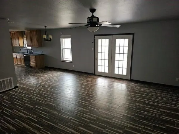 1413 Las Palmas Circle, Beeville, TX 78102