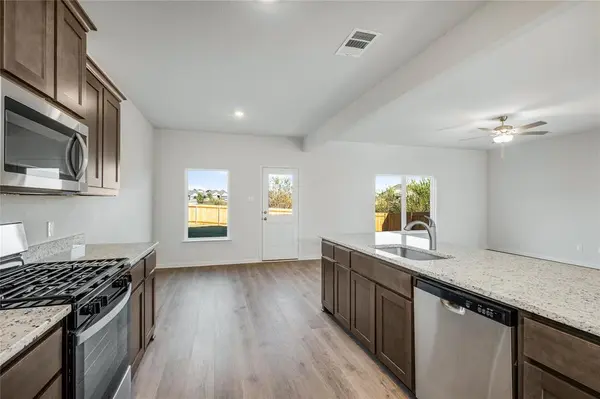 11209 Tolleson Street, Fort Worth, TX 76108