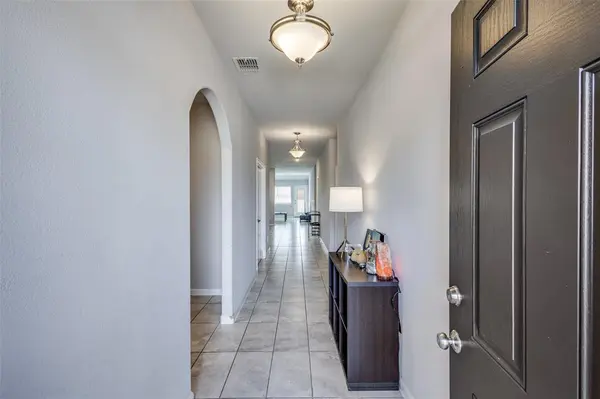 1404 Rosebush Road, Aubrey, TX 76227