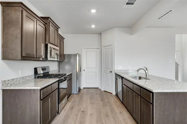 11117 Santana Drive, Fort Worth, TX 76108