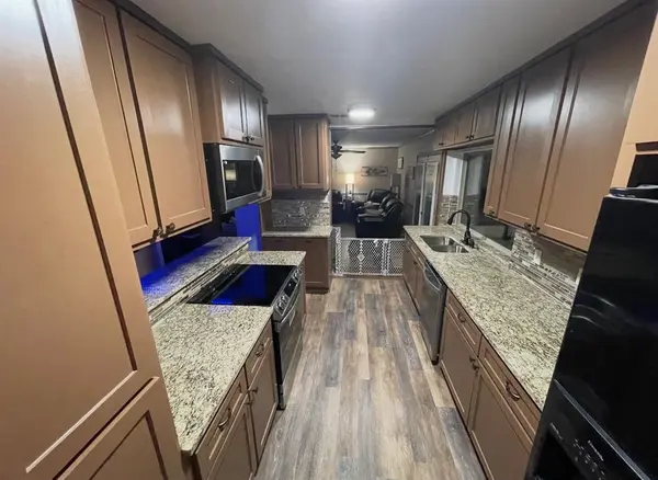 6330 Mccartney Lane, Garland, TX 75043