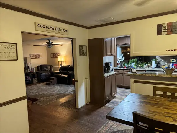 6330 Mccartney Lane, Garland, TX 75043