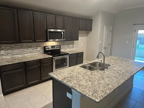 3501 Ballam Street, Sherman, TX 75092