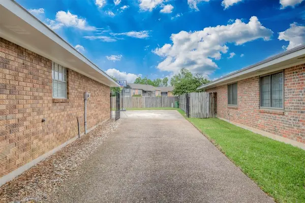 516 Turtle Creek Drive, Shreveport, LA 71115