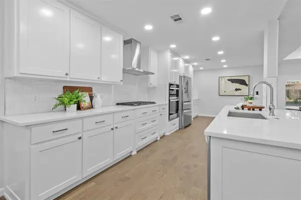 3212 Altman Drive, Dallas, TX 75229