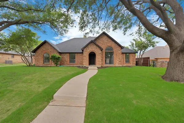 4104 Misty Meadow Drive, Fort Worth, TX 76133