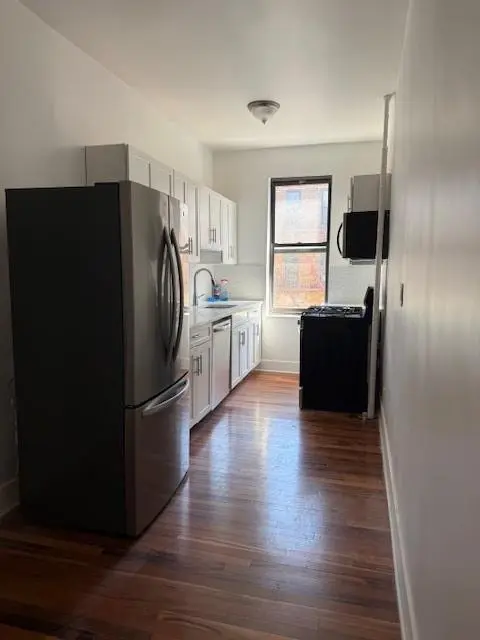 313 Brightwater ST #5D, Brooklyn, NY 11235