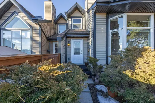 12625 24 ST SW #25, Calgary, AB T2W 4B1