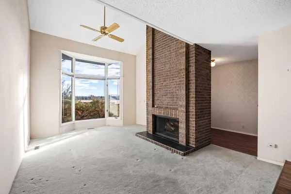 12625 24 ST SW #25, Calgary, AB T2W 4B1