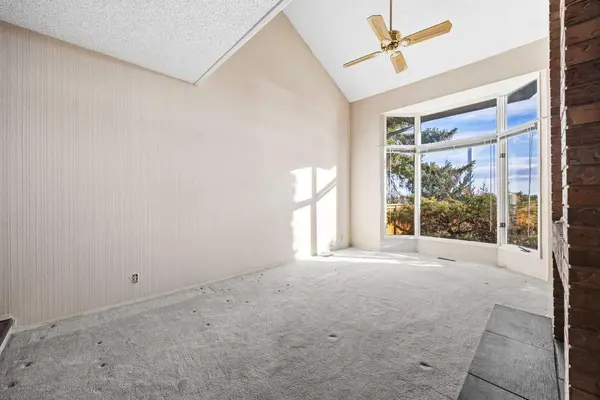 12625 24 ST SW #25, Calgary, AB T2W 4B1