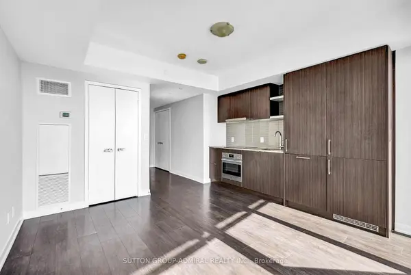 100 Harbour ST #4708, Toronto C01, ON M5J 0B5