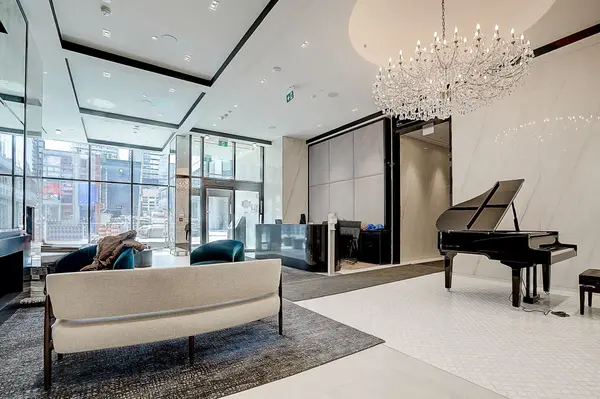 8 Wellesley ST W #2701, Toronto C01, ON M4Y 0J5