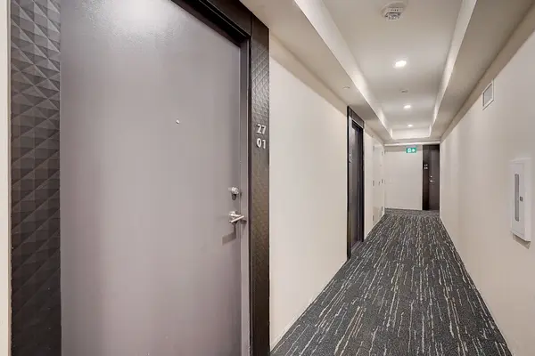 8 Wellesley ST W #2701, Toronto C01, ON M4Y 0J5