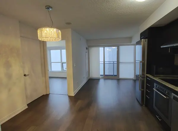 255 Village Green SQ #2409, Toronto E07, ON M1S 0L7