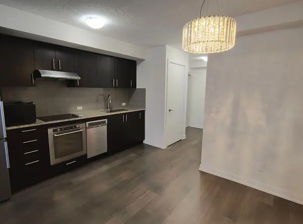 255 Village Green SQ #2409, Toronto E07, ON M1S 0L7